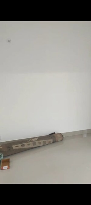 Furnished Amenities in 3 BHK Apartment at NCR Monarch, Sector 1 Greater Noida – for Rent