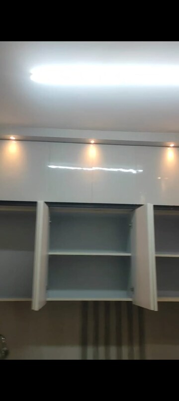 Furnished Amenities in 3 BHK Apartment at NCR Monarch, Sector 1 Greater Noida – for Rent