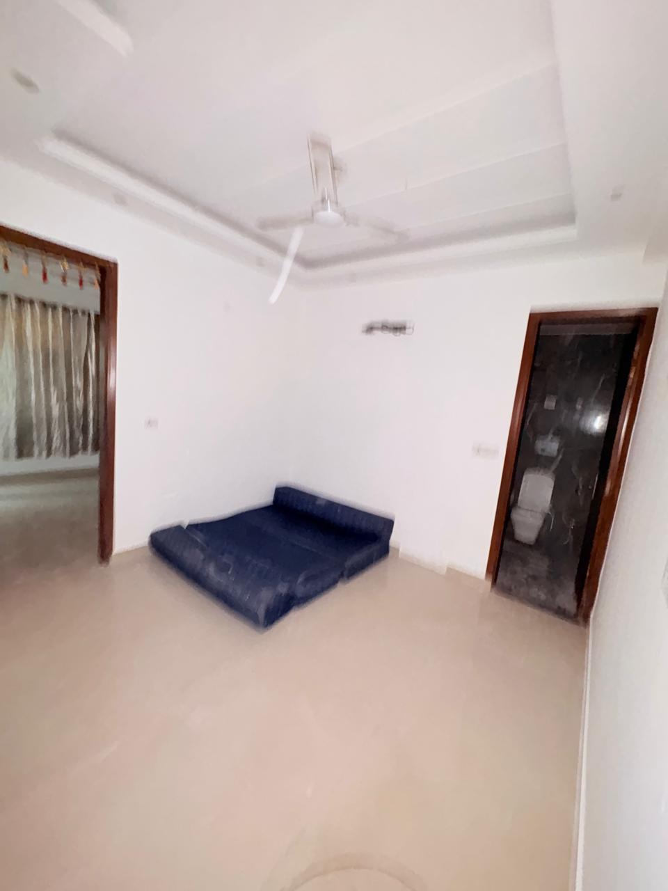 2 BHK Independent House For Sale in Chattarpur 