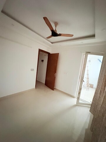 Room in 2 BHK Independent House at Chattarpur – for Rent
