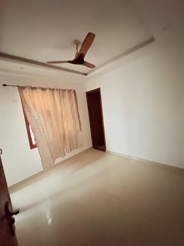 Bedroom in 2 BHK Independent House at Chattarpur – for Rent