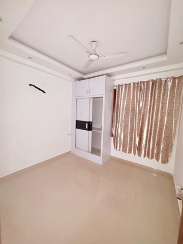Room in 2 BHK Independent House at Chattarpur – for Rent