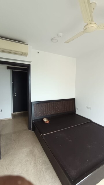 Master Bedroom in 3 BHK Apartment at LnT Veridian, Powai – for Rent