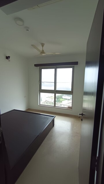 Master Bedroom in 3 BHK Apartment at LnT Veridian, Powai – for Rent