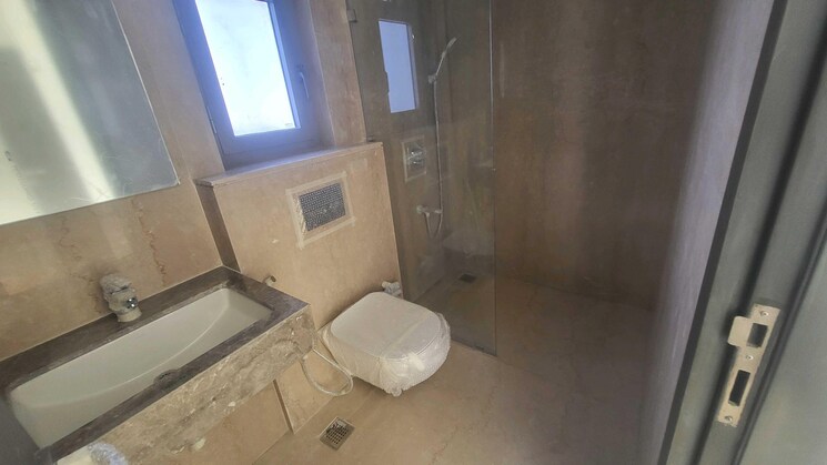 Bathroom, runwal-7-mahalaxmi 3 Bedroom 1099 Sq.Ft. Apartment In Mahalaxmi Mumbai 9208140