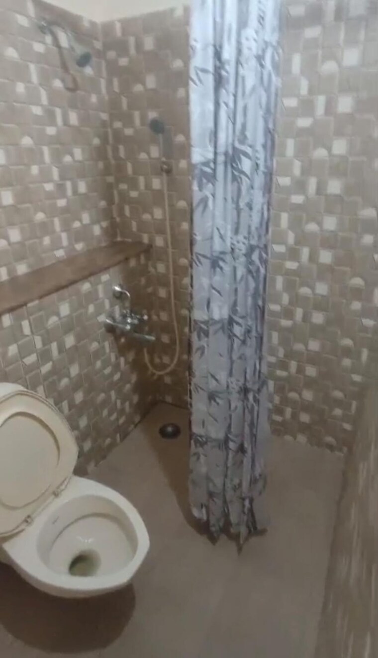 Bathroom, rose-garden-apartments 2 Bedroom 1050 Sq.Ft. Apartment In Arekere Bangalore 9208169