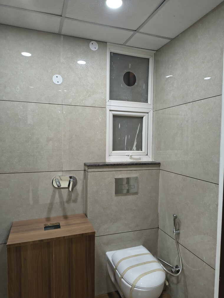 Attached Bathroom, ambala highway 3 Bedroom 2025 Sq.Ft. Apartment In Ambala Highway Zirakpur 9208210