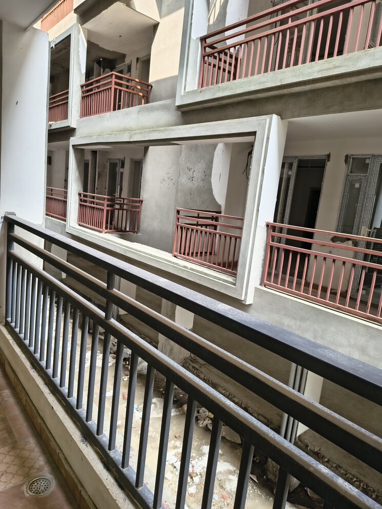 Balcony, ambala highway 3 Bedroom 2025 Sq.Ft. Apartment In Ambala Highway Zirakpur 9208210