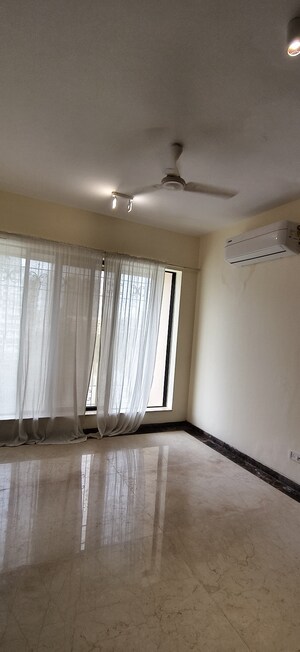 Building Lobby in 2 BHK Apartment at Windermere CHS Andheri West, Andheri West – for Rent