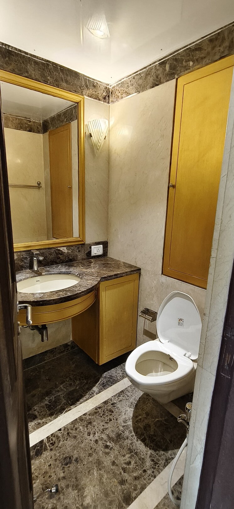 Bathroom, windermere-chs-andheri-west 2 Bedroom 1100 Sq.Ft. Apartment In Andheri West Mumbai 9208208