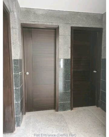 Room in 2 BHK Apartment at Silverglades The Melia, Sohna Sector 35 – for Sale