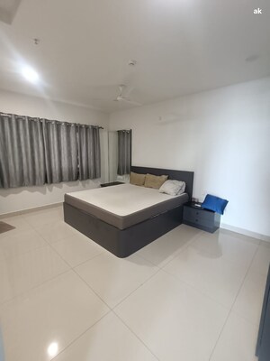 Team Area in 3 BHK Apartment at Kokapet – for Rent