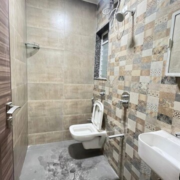 Bathroom in 1 BHK Apartment at Shraddha Pleasant, Vikhroli East – for Rent
