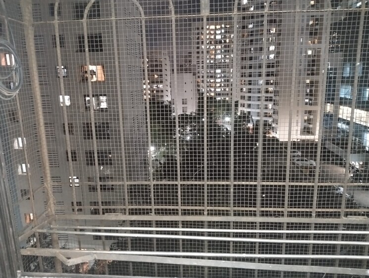 Exterior View, silver-castle-andheri-east 1 RK 300 Sq.Ft. Apartment In Andheri East Mumbai 9208256