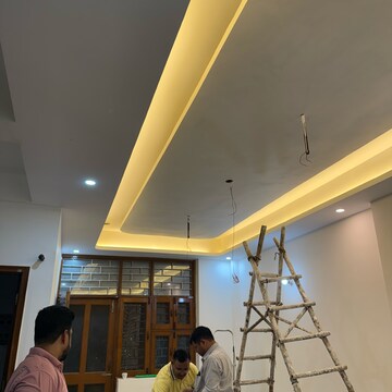 Living Room in 2 BHK Apartment at ML 73 Avenue, Sector 73 – for Rent