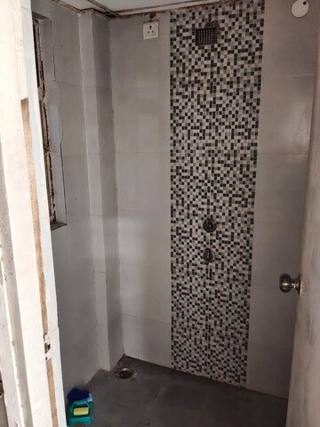 Bathroom in 1 BHK Apartment at Signature Solera Apartment, Sector 107 – for Rent