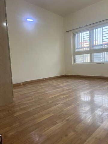Room in 3 BHK Apartment at Puri Aman Vilas, Sector 89 – for Rent