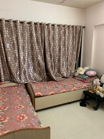 Bedroom in 3 BHK Apartment at Awesome Heights, Andheri East – for Rent