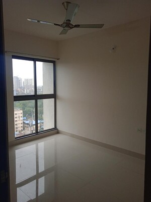 Room in 1 BHK Apartment at Gundecha Sunflower, Kandivali East – for Rent