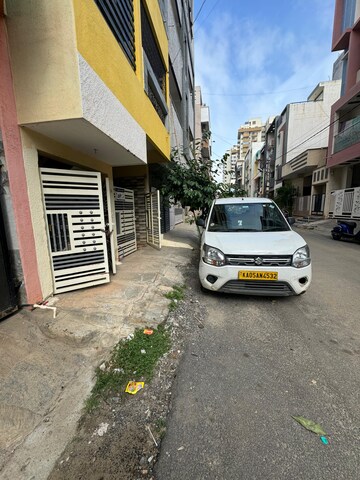 Parking in 6+ BHK Independent House at Thanisandra – for Sale