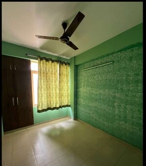 Room in 3 BHK Apartment at Amolik Sankalp, Sector 85 – for Rent