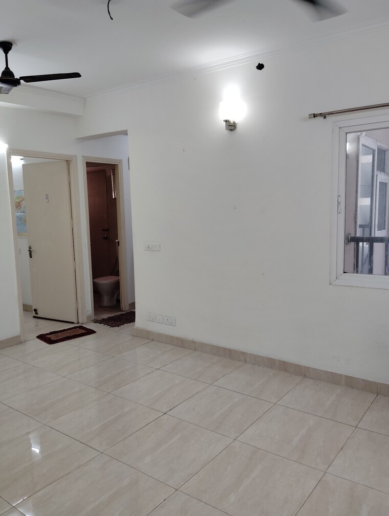 Room, gaur-city-2-14th-avenue 3 Bedroom 1160 Sq.Ft. Apartment In Sector 16c Greater Noida Greater Noida 9208386