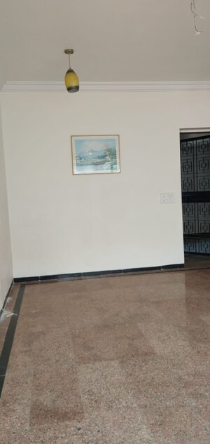 Room in 2 BHK Apartment at Emerald Isle 2, Goregaon East – for Sale