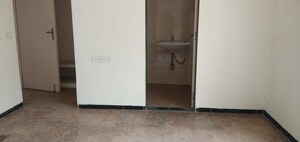 Furnished Amenities in 2 BHK Apartment at Emerald Isle 2, Goregaon East – for Sale