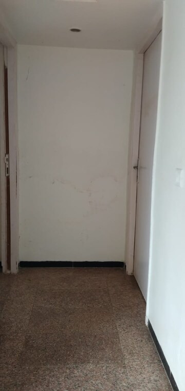 Room in 2 BHK Apartment at Emerald Isle 2, Goregaon East – for Sale