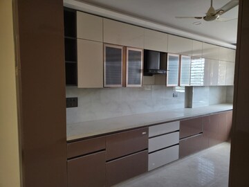 Kitchen in 3 BHK Builder Floor at BPTP District, Sector 81 – for Rent