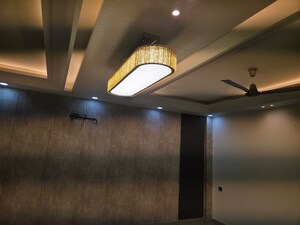 Building Lobby in 3 BHK Builder Floor at BPTP District, Sector 81 – for Rent