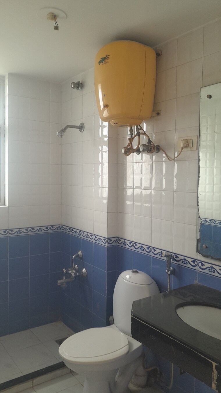Bathroom, eros-wembley-estate 2 Bedroom 1040 Sq.Ft. Apartment In Sector 50 Gurgaon 9208400