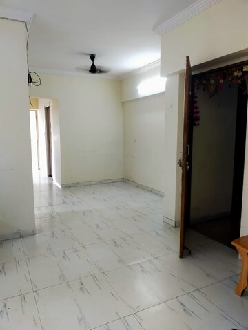 Room in 2 BHK Apartment at Royal Palms Garden View, Goregaon East – for Sale