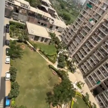 2 BHK Apartment For Sale in Shree Vardhman Green Court, Sector 90