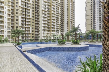 Swimming Pool in 3 BHK Apartment at Mahagun Mywoods, Sector 16c Greater Noida – for Rent