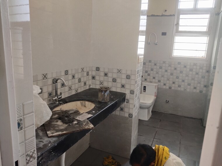 Team Area, sector 21c 3 Bedroom 1680 Sq.Ft. Apartment In Sector 21c Faridabad 9208465