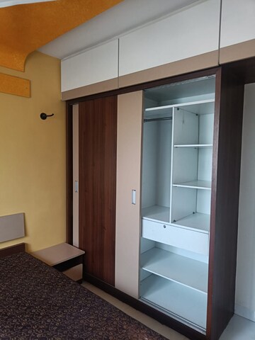 Room in 1 BHK Apartment at Wadgaon Sheri – for Rent