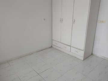 Room in 2 BHK Apartment at Sector 46 – for Rent
