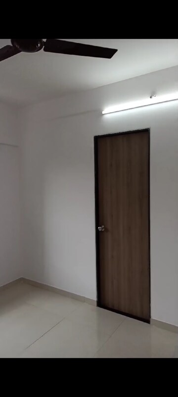Room in 1.5 BHK Apartment at MICL Aaradhya Nine, Ghatkopar East – for Rent