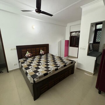 1 RK Builder Floor For Rent in Paryavaran Complex