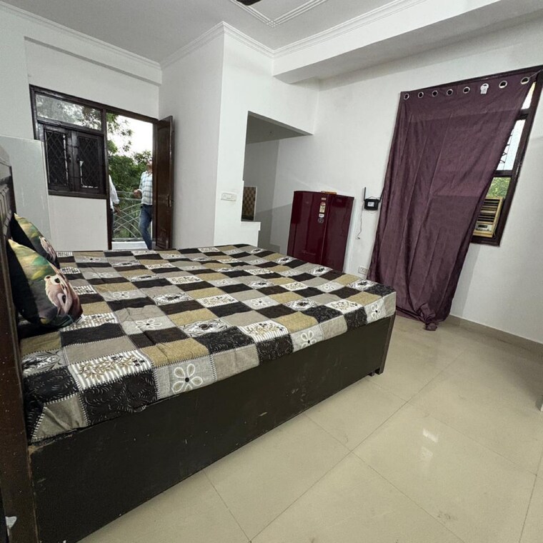 Bedroom, paryavaran complex 1 RK 100 Sq.Ft. Builder Floor In Paryavaran Complex Delhi 9208494