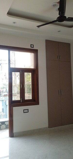 Room in 2 BHK Apartment at Mahavir Enclave 1 – for Sale