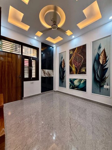 Bedroom in 2 BHK Builder Floor at Uttam Nagar – for Sale