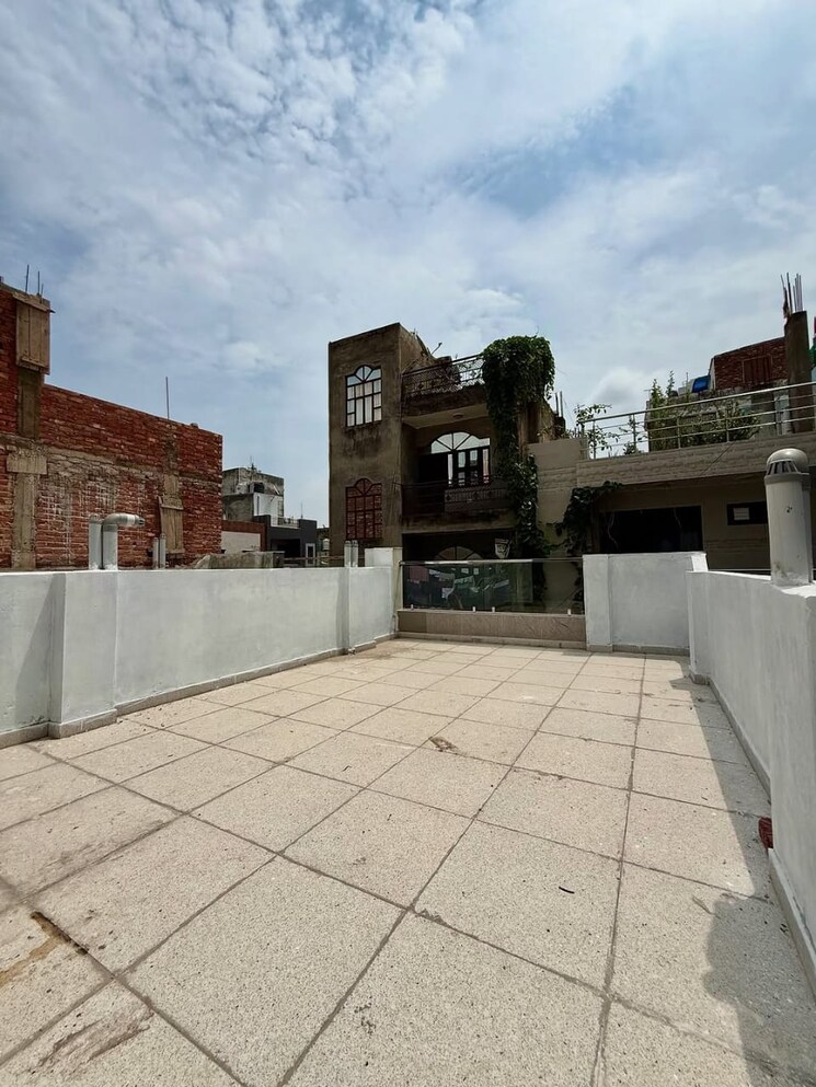 Exterior View, uttam nagar 2 Bedroom 26 Sq.Yd. Builder Floor In Uttam Nagar Delhi 9208530