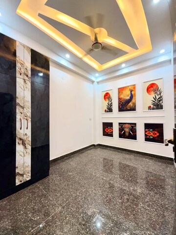 Bedroom in 2 BHK Builder Floor at Uttam Nagar – for Sale