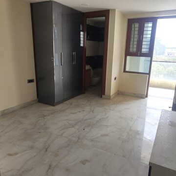 Room in 3 BHK Builder Floor at Fidato Honour Homes, Sector 89 – for Sale