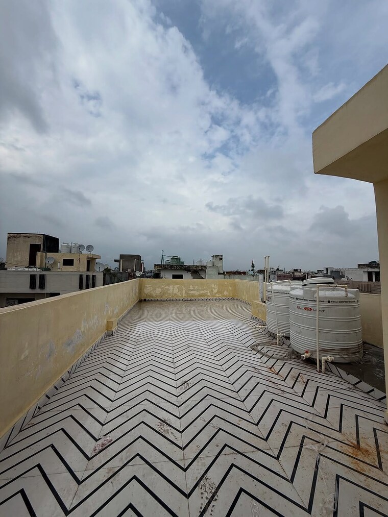 Exterior View, uttam nagar 3 Bedroom 75 Sq.Yd. Builder Floor In Uttam Nagar Delhi 9208540