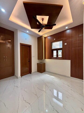 Bedroom in 3 BHK Builder Floor at Uttam Nagar – for Sale