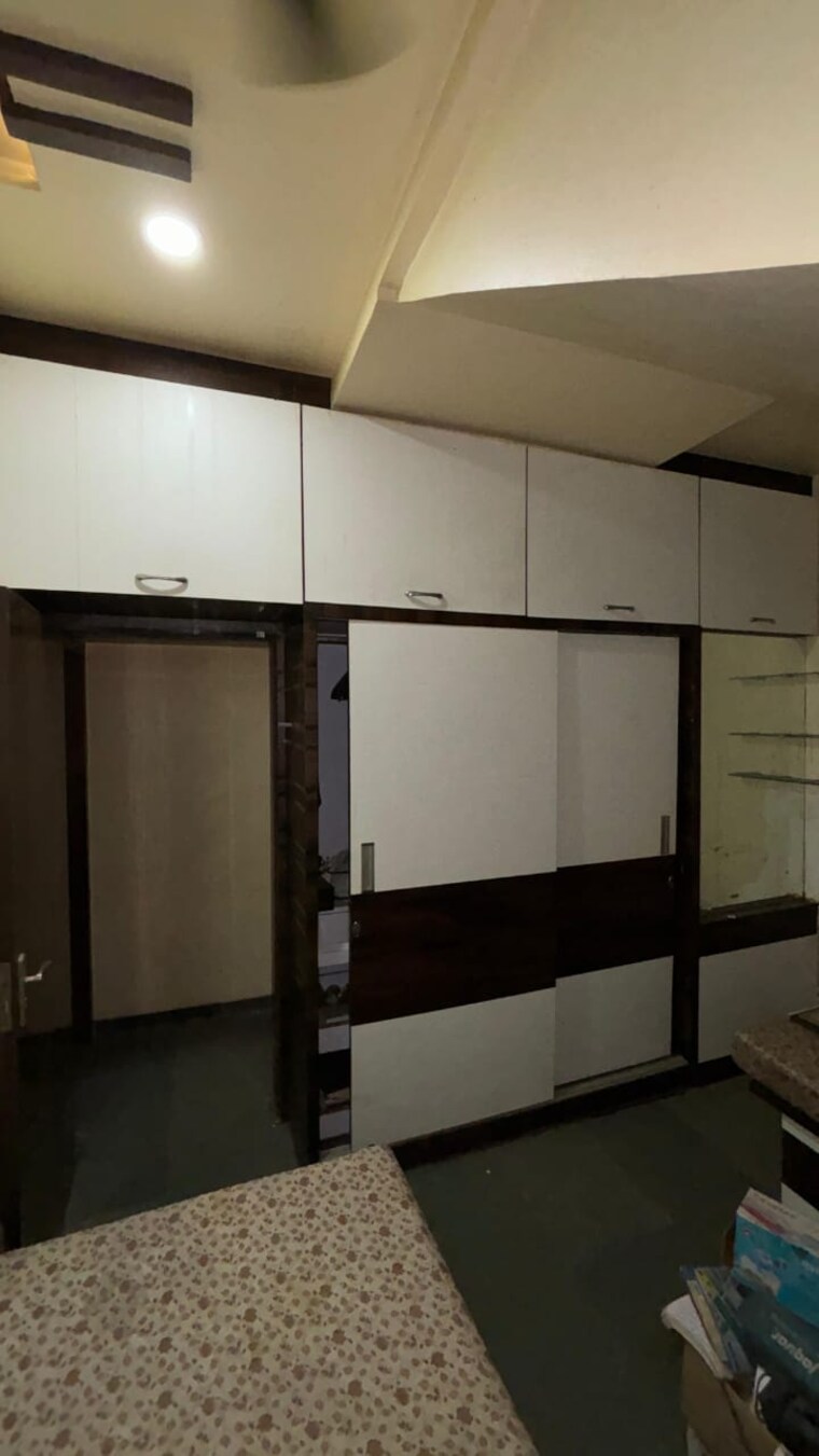 Room, rahu-nisarg-society 2 Bedroom 1000 Sq.Ft. Apartment In Warje Pune 9208545