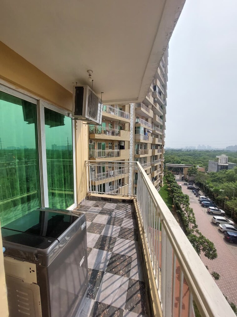 Balcony, omicron iii greater noida 3 Bedroom 1200 Sq.Ft. Apartment In Omicron Iii Greater Noida Greater Noida 9208551